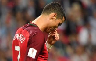 Ronaldo dépité après l'élimination du Portugal
